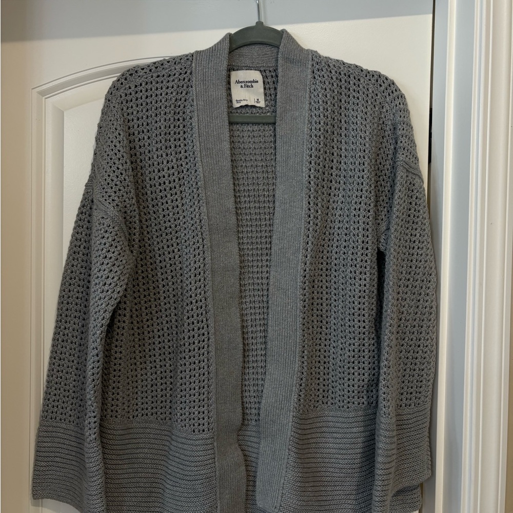 Abercrombie & Fitch Open-Knit Gray Cardigan